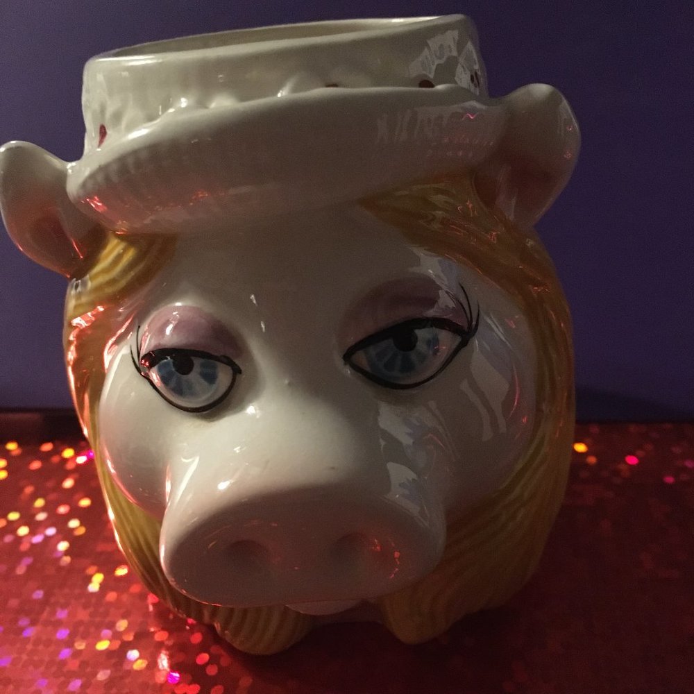 Miss Piggy Mug - 115 $20 or $15 w/offer OR FREE* OR BOGO
